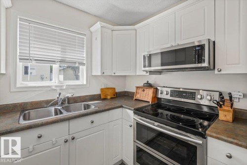 111 10909 106 Street, Edmonton, AB 