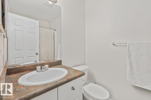 111 10909 106 Street, Edmonton, AB 