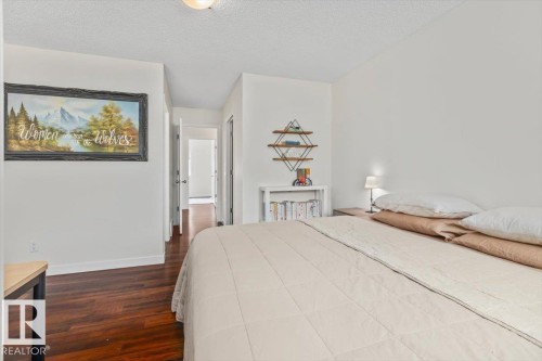 111 10909 106 Street, Edmonton, AB 