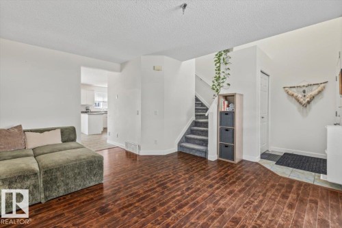 111 10909 106 Street, Edmonton, AB 