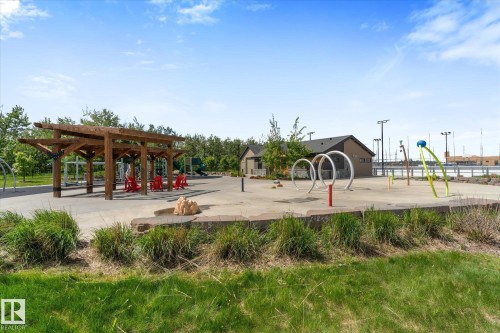 20035 20 Avenue, Edmonton, AB 