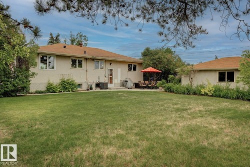9044 56 Street, Edmonton, AB 