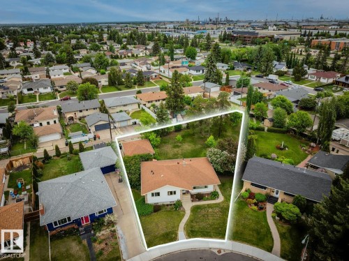 9044 56 Street, Edmonton, AB 