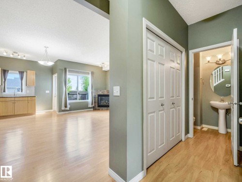 69 171 Brintnell Boulevard, Edmonton, AB 