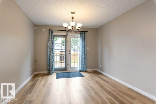 2016 82 Street, Edmonton, AB 
