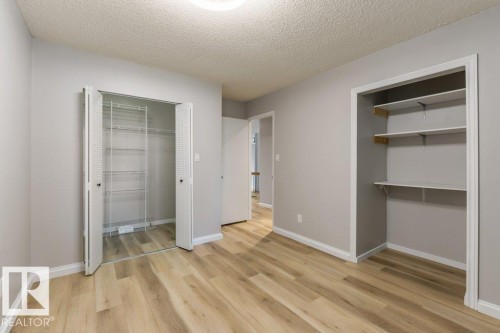 2016 82 Street, Edmonton, AB 