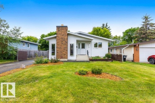 2016 82 Street, Edmonton, AB 