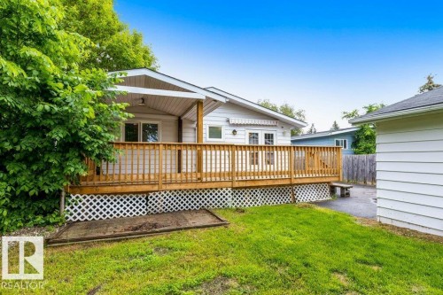 2016 82 Street, Edmonton, AB 