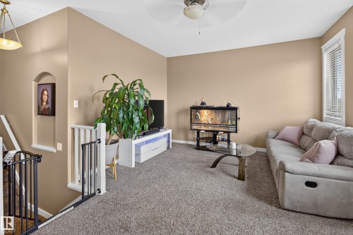 21 Spruce Ridge Drive, Spruce Grove, AB 