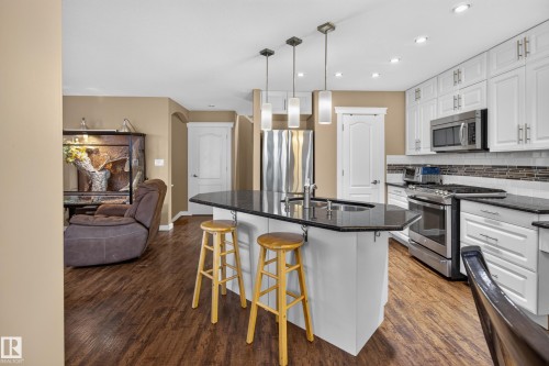 21 Spruce Ridge Drive, Spruce Grove, AB 