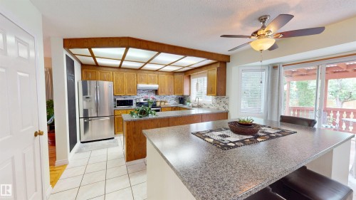 18319 58 Avenue, Edmonton, AB 