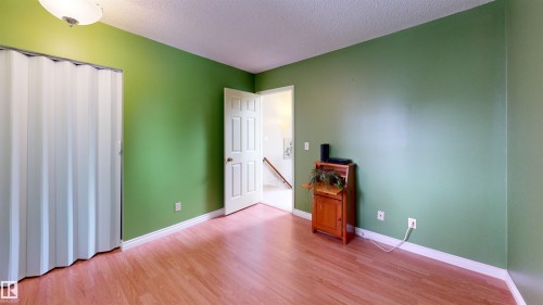 18319 58 Avenue, Edmonton, AB 