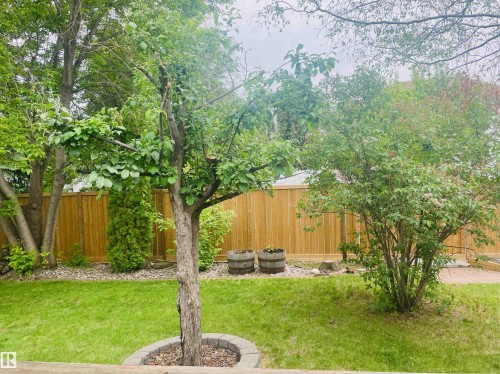 18319 58 Avenue, Edmonton, AB 
