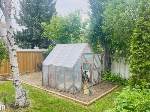18319 58 Avenue, Edmonton, AB 