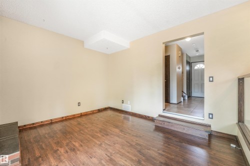 2921 130 Avenue, Edmonton, AB 