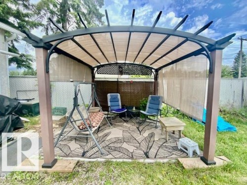 5505 45 Avenue, Wetaskiwin, AB 