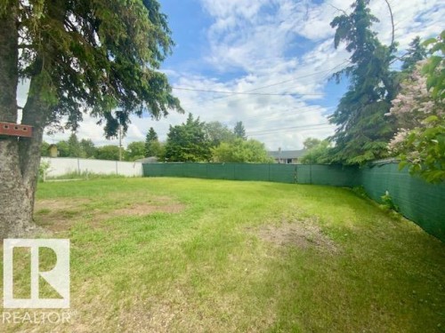 5505 45 Avenue, Wetaskiwin, AB 