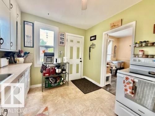 5505 45 Avenue, Wetaskiwin, AB 