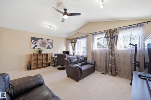40 Becker Crescent, Fort Saskatchewan, AB 