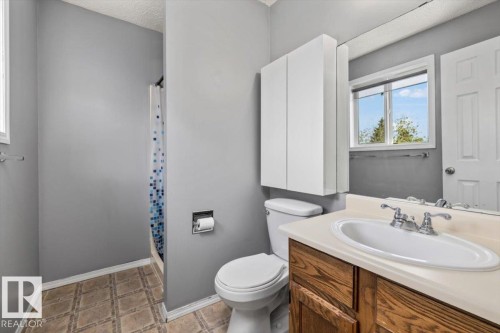 5807 52 Avenue, Beaumont, AB 