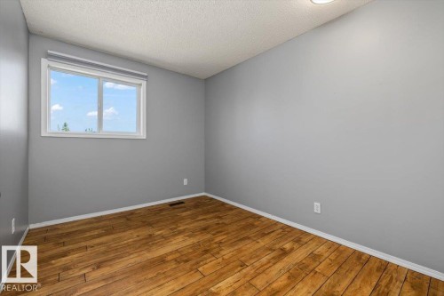 5807 52 Avenue, Beaumont, AB 