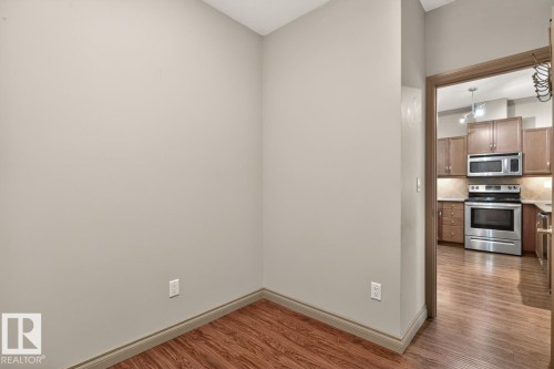 241 10121 80 Avenue, Edmonton, AB - Indoor
