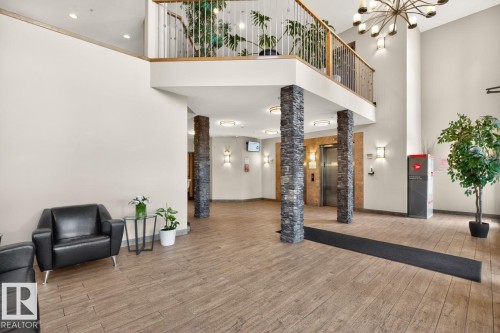 241 10121 80 Avenue, Edmonton, AB - Indoor Photo Showing Other Room