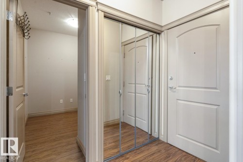 241 10121 80 Avenue, Edmonton, AB - Indoor Photo Showing Other Room