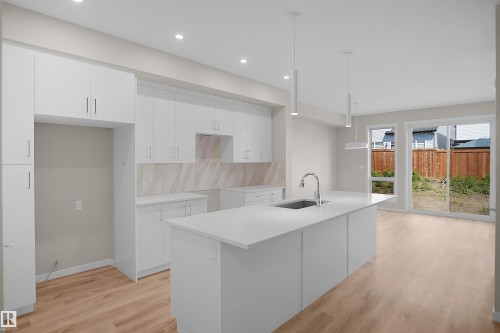 22928 95 Avenue, Edmonton, AB 