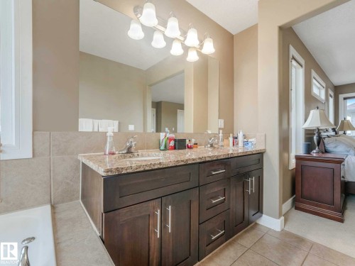 324 Ash Close, Leduc, AB 