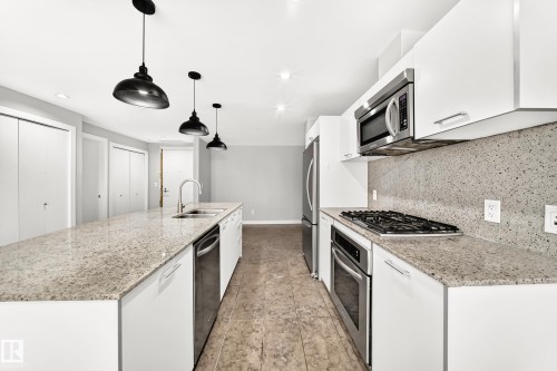 215 2510 109 Street, Edmonton, AB 