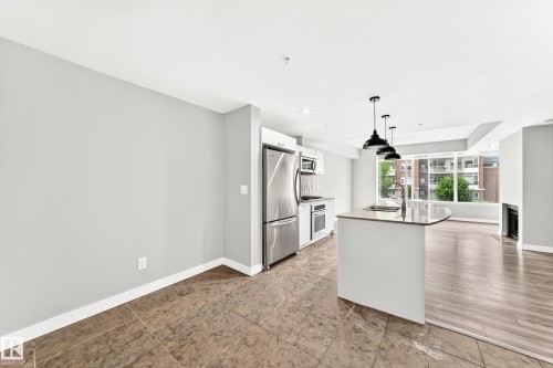 215 2510 109 Street, Edmonton, AB 