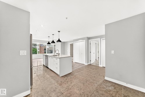 215 2510 109 Street, Edmonton, AB 