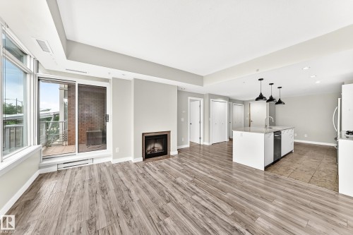215 2510 109 Street, Edmonton, AB 