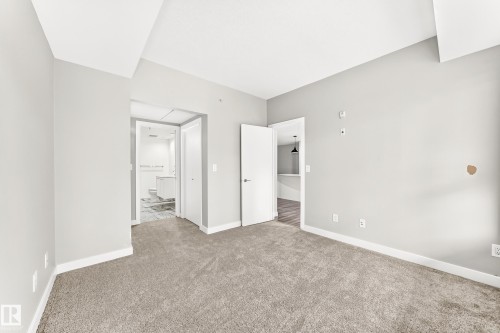 215 2510 109 Street, Edmonton, AB 