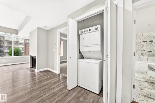 215 2510 109 Street, Edmonton, AB 