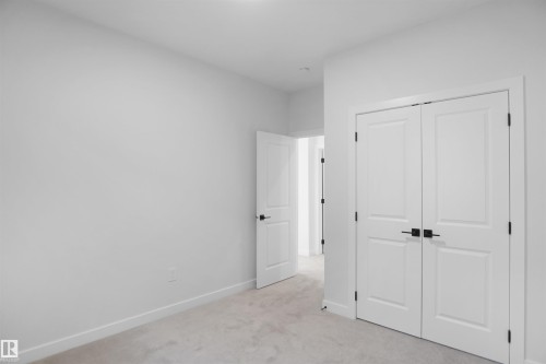 Neutral-toned wall finishes throughout - 6403 29 Ave, Edmonton, AB - Indoor Photo Showing Other Room
