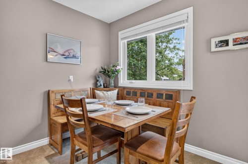 9436 77 Street, Edmonton, AB 