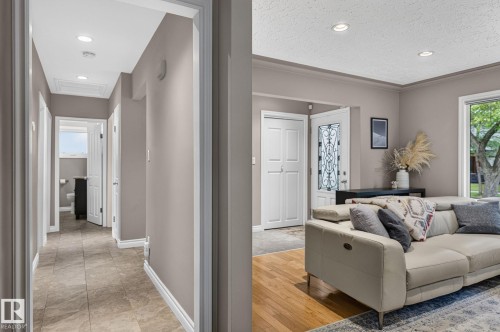 9436 77 Street, Edmonton, AB 