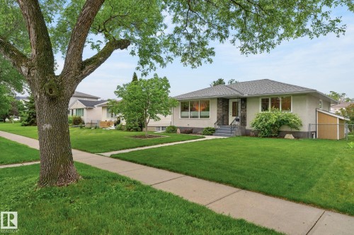 9436 77 Street, Edmonton, AB 