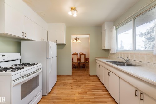 12228 141 Street, Edmonton, AB 