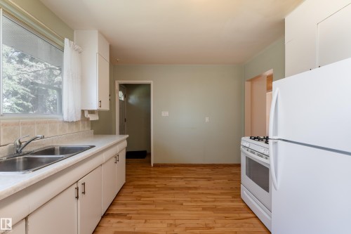 12228 141 Street, Edmonton, AB 