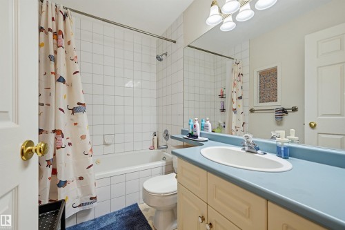 11107 University Avenue Nw, Edmonton, AB - Indoor Photo Showing Bathroom