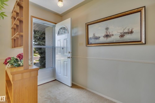 9608 67A Street, Edmonton, AB 