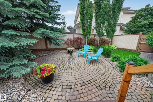 15827 67B Street Nw, Edmonton, AB 