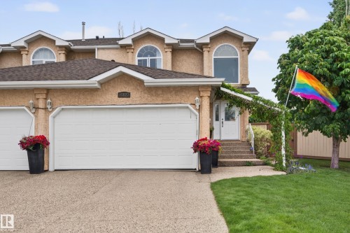 15827 67B Street Nw, Edmonton, AB 