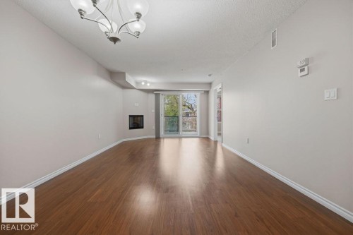 204 10118 106 Avenue, Edmonton, AB - Indoor Photo Showing Other Room