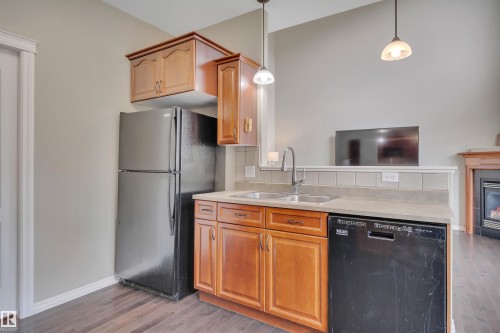 11520 11 Avenue, Edmonton, AB 