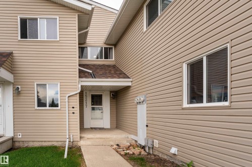 15217 54 Street, Edmonton, AB 