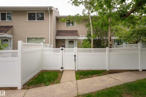 15217 54 Street, Edmonton, AB 